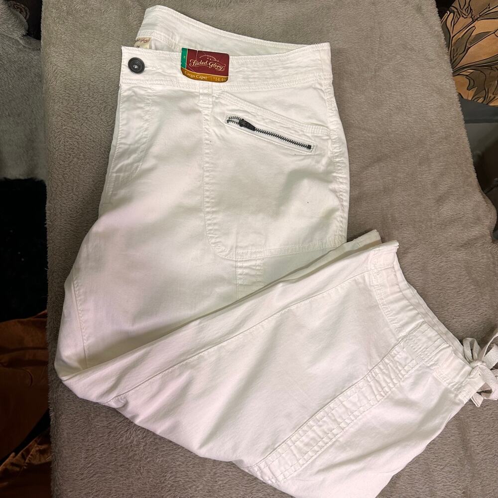 Bundle Women’s Size 16 Pants White Cargo Capris + Brown Straight Leg Pants - Picture 2 of 16